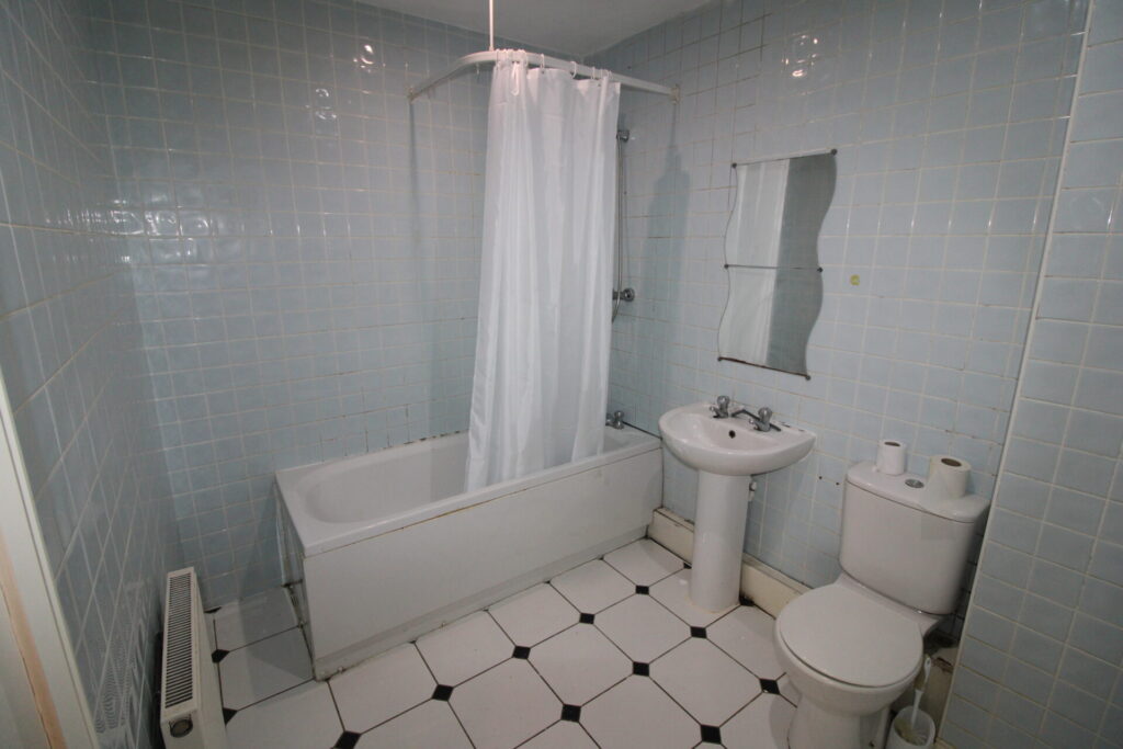 Image for F13, 24 Sandycroft avenue - Brownley green - Greater Manchester - M22