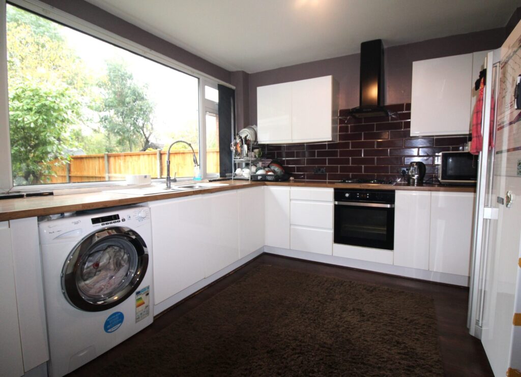 Image for 27 Motcombe Farm Road - Heald Green - Cheshire  - SK8 3RW