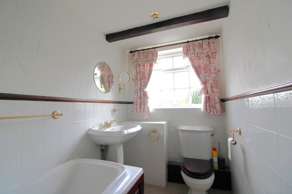 Image for 32 Daisy Bank Lane - Heald Green - cheshire - SK8 3UB