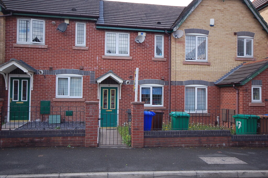 View full details for 15, Beamsley drive - Woodhouse Park - Cheshire  - M22