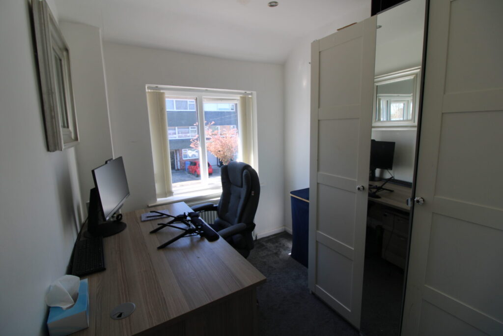 Image for 50, Roundhey - Heald Green - cheshire - SK8