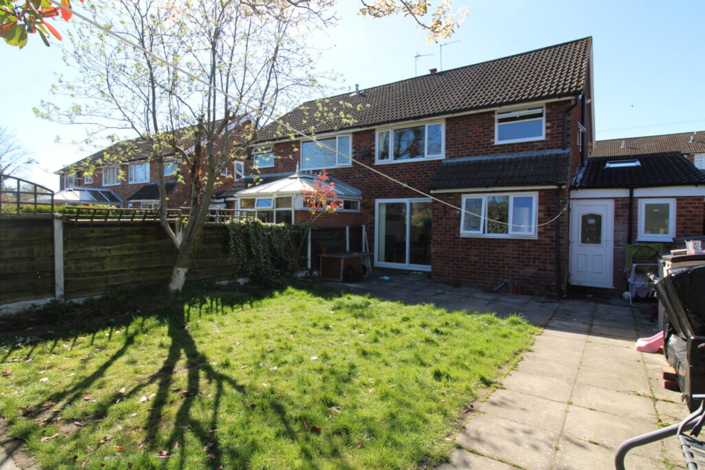Image for 50, Roundhey - Heald Green - cheshire - SK8