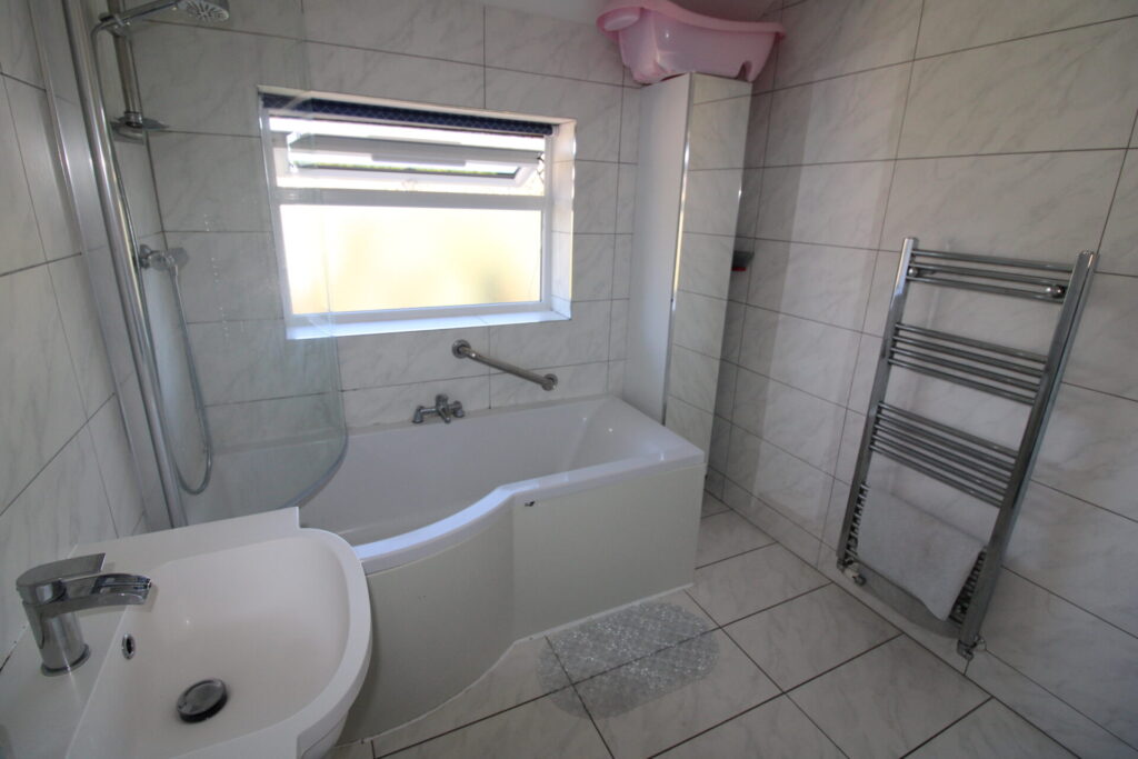 Image for 50, Roundhey - Heald Green - cheshire - SK8