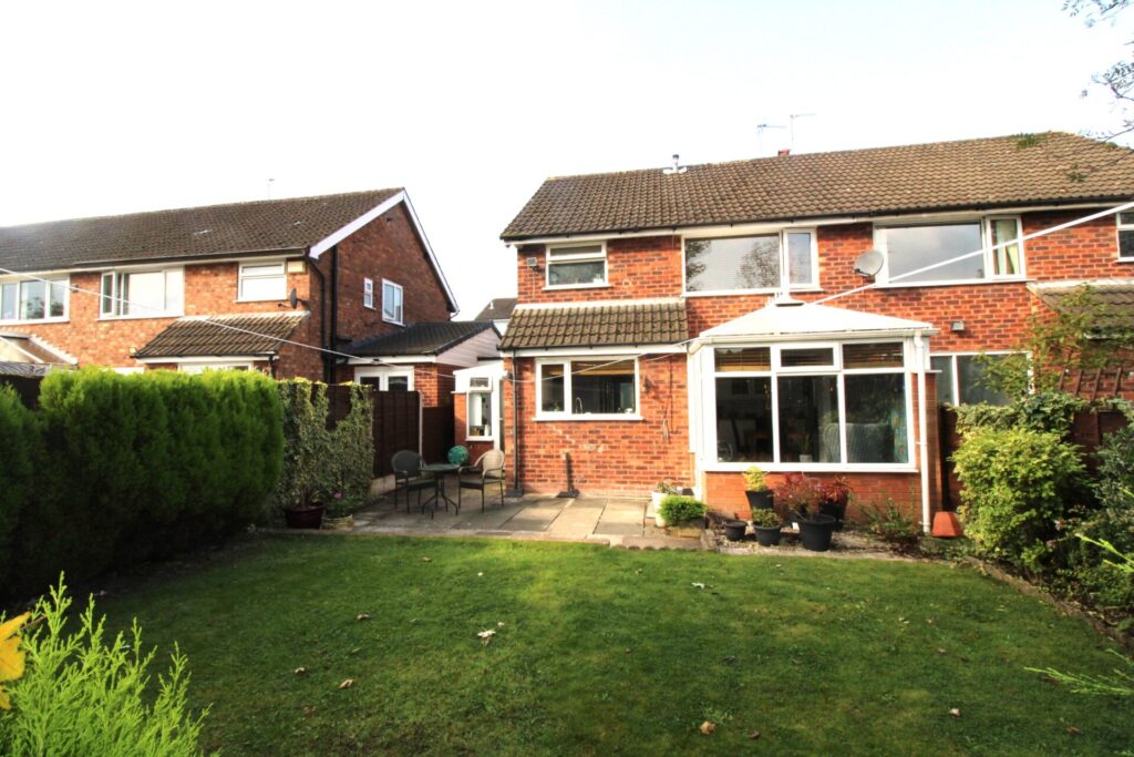 Image for 48 Roundhey - Heald Green - Cheshire - SK8