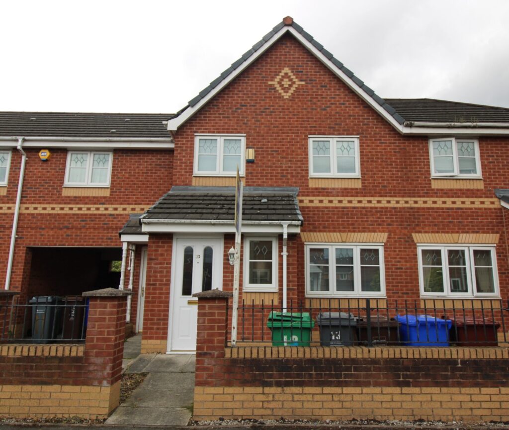 View full details for Drake Avenue - Woodhouse Park - Manchester - M22