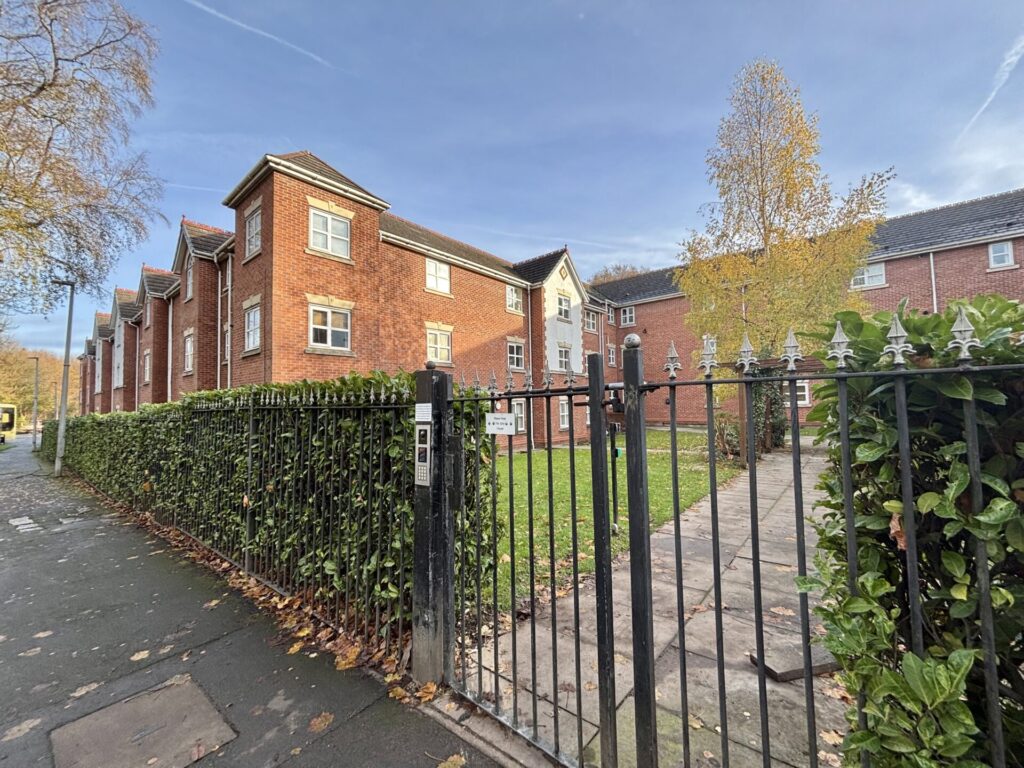 Image for Apt 12, Greenwood Road - Sharston - Greater Manchester - M22