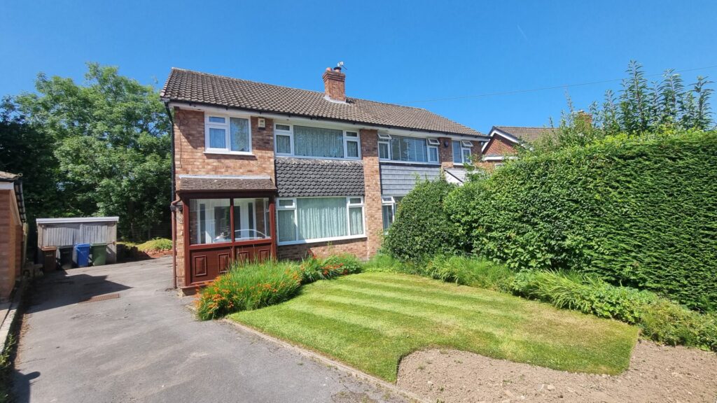 Crantock Drive - Heald Green - Cheshire - SK8