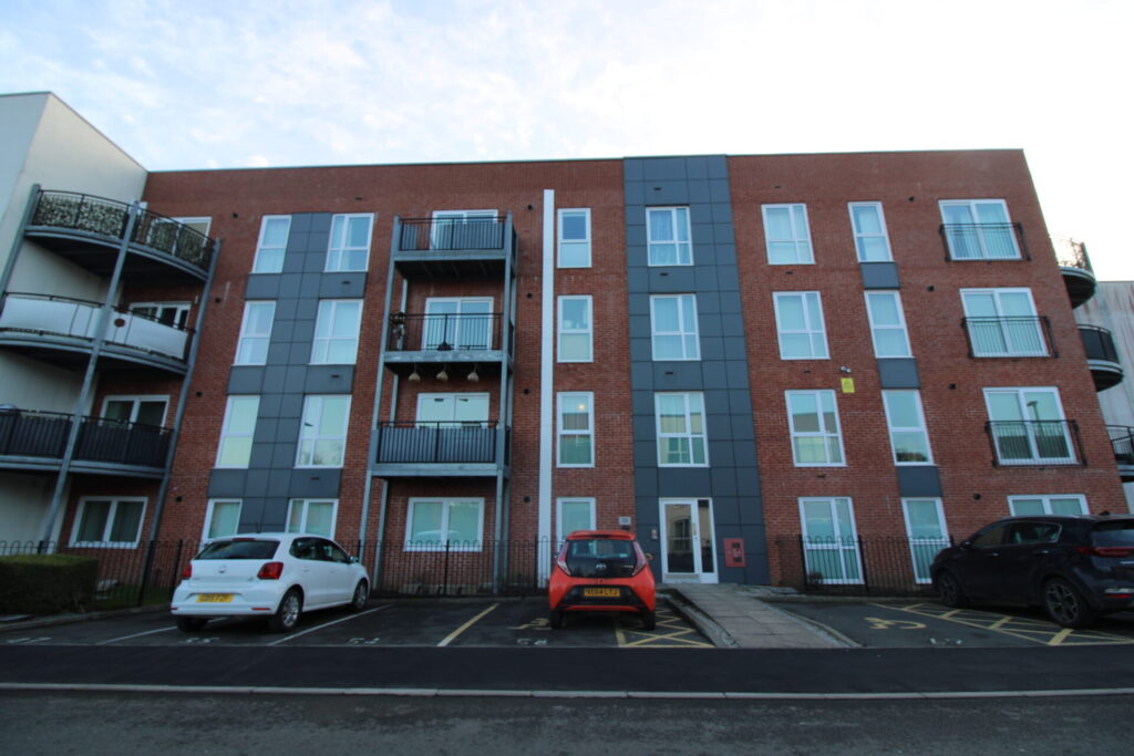 View full details for Apt 98, Sheen Gardens - Heald Point - Manchester - M22