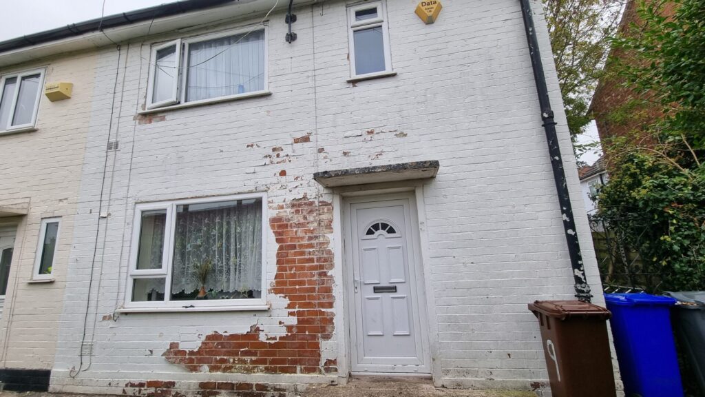 View full details for Alric Walk - woodhouse park - greater manchester - M22