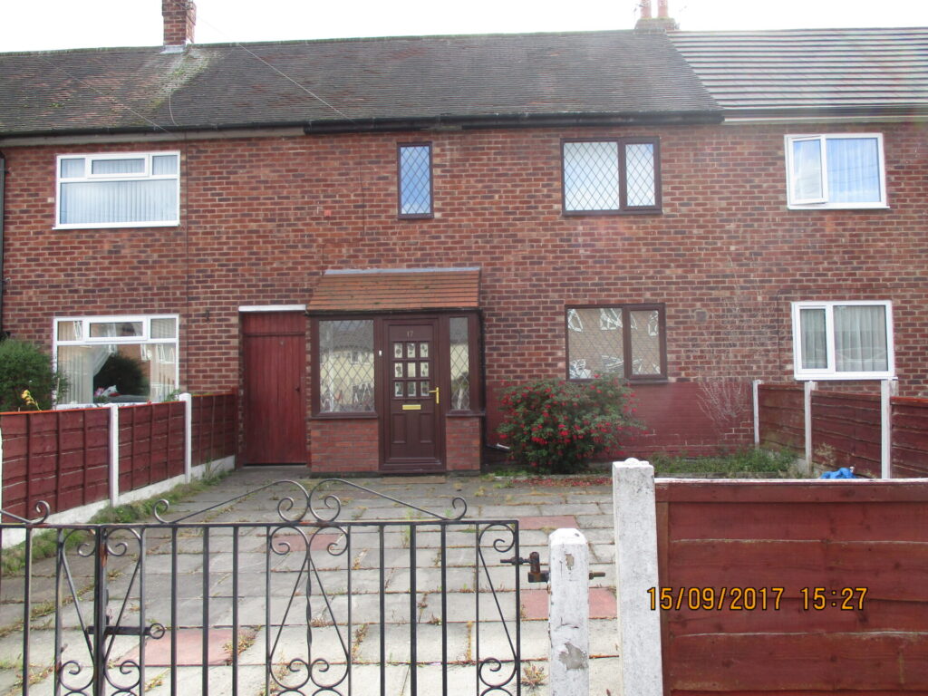17 Leominster Drive - Wythenshawe - Greater Manchester - M22