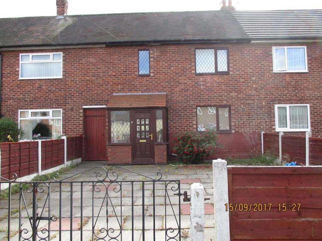 View full details for Leominster Drive - Manchester - Greater Manchester - M22