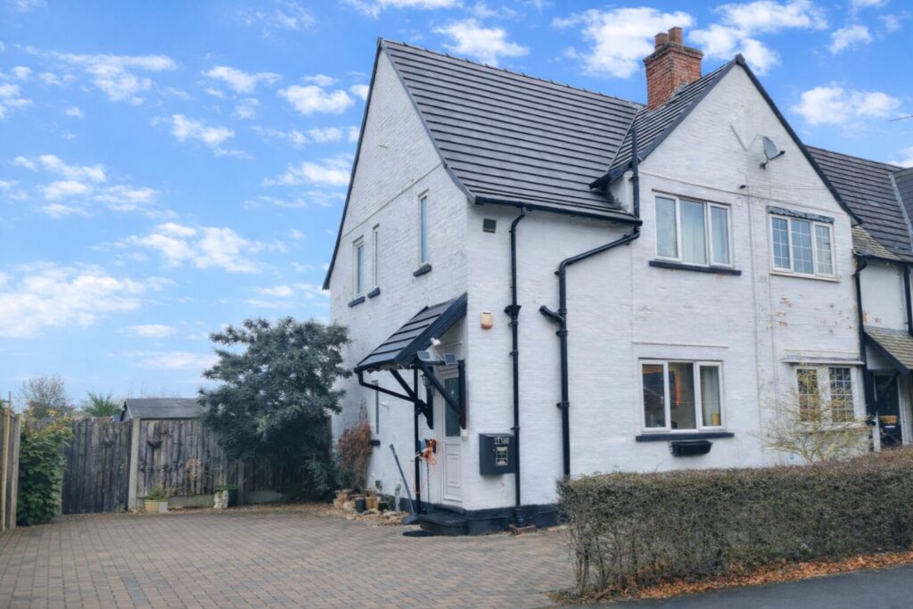 View full details for Finney Lane - Heald Green - Cheshire - SK8