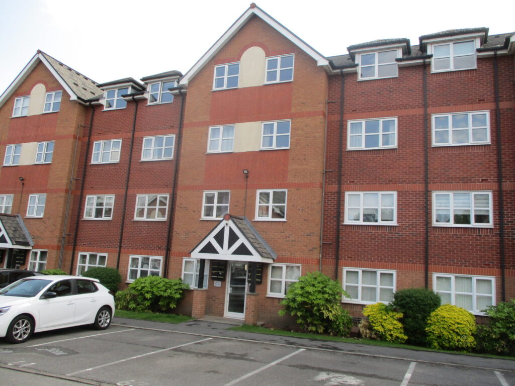 View full details for Sir William Court - Wythenshawe - Greater Manchester - M23