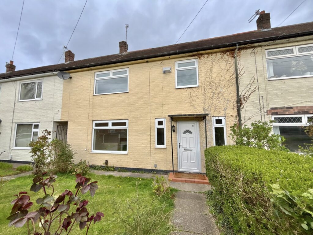 View full details for Dunbar Avenue - Wythenshawe - Manchester - M23 2XR