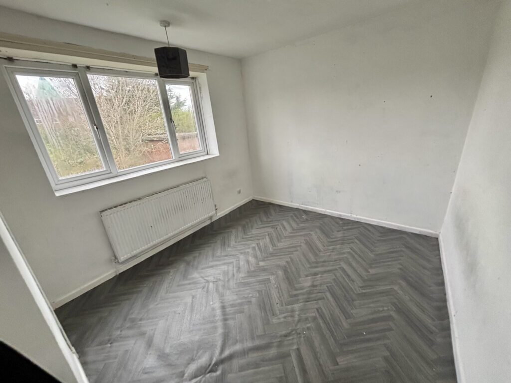 Image for 8 Knowe Avenue - Woodhouse Park - Manchester - M22 0FG