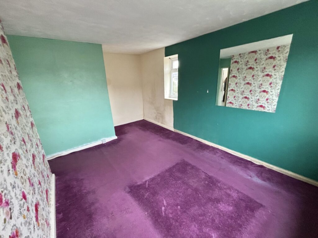 Image for 8 Knowe Avenue - Woodhouse Park - Manchester - M22 0FG