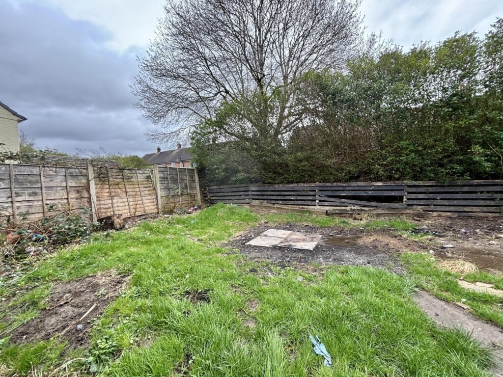 Image for 8 Knowe Avenue - Woodhouse Park - Manchester - M22 0FG