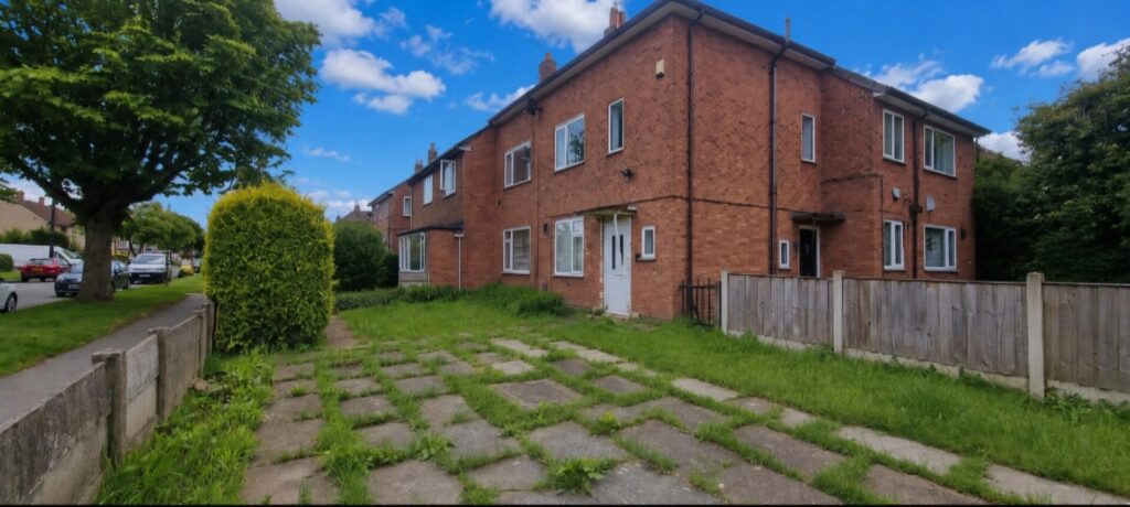 View full details for Ravenscar Crescent - Manchester - Greater Manchester - M22